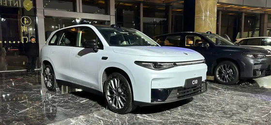 Orta Boyutlu Crossover Leapmotor C10 Gri 530 Comfort Edition Elektrikli Aile SUV