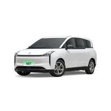 Beyaz Renk 2023 FAW Pentium Nat Araba Yeni Enerji Aracı Elektrikli MPV